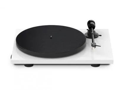 Plattenspieler bis 300 Euro von Pro-Ject
