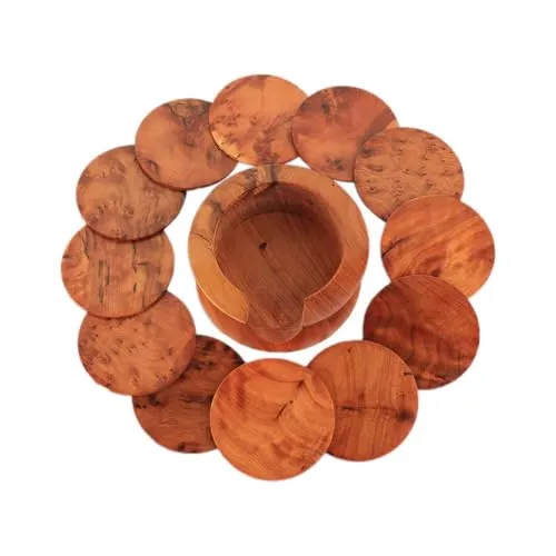 NKlaus 12-teiliges Zedernholz Untersetzer-Set mit Halter - Getränke-Untersetzer aus echtem Zedernholz – rustikale, stilvolle Untersetzer, die Ihre Möbel vor Flecken schützen und jedes Stück ein Unikat ist.