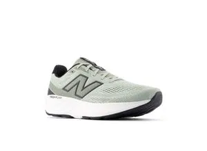 New Balance Laufschuh 
