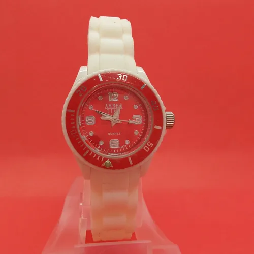 Stilvolle Sport Luxus Uhr Damen Analog Quarz Silikonarmband Frauen Uhr 300262