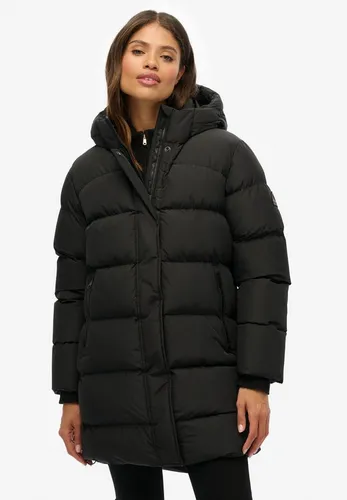 Superdry Steppjacke HOODED SPORTS PUFFER MID JKT - Die Steppjacke »HOODED SPORTS PUFFER MID JKT« von Superdry vereint Leichtigkeit und Komfort. Ideal für Freizeitlooks, bietet sie praktische Eingrifftaschen und eine modische Passform. Kombiniere sie vielseitig mit Jeans oder Chinos!
