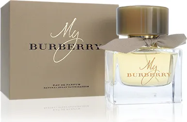 Burberry My Burberry Edp W 90ml - Damenduft mit blumigen Noten, inspiriert vom englischen Garten nach dem Regen. Ein zeitloser Klassiker, der Weiblichkeit und Eleganz verkörpert. Ideal für die moderne Frau.