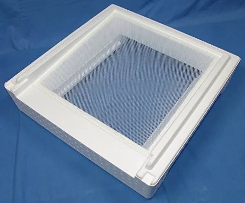 Segeberger Universalboden mit Kunststoff Gitterplatte - Kästen & Zubehör, langlebig und ideal für eine optimale Belüftung im Garten oder Gewächshaus.