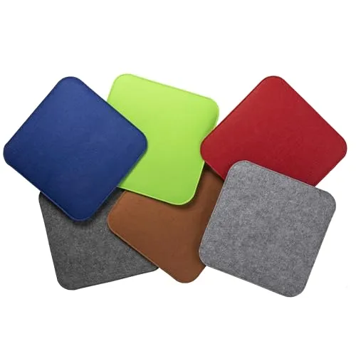sunnypillow 4er Set Stuhlkissen aus Filz 35x35 cm - Stuhlkissen für Indoor/Outdoor, bequem und pflegeleicht! Ideal für Stühle und Bänke, mit 2 cm dickem Kaltschaum für höchsten Sitzkomfort und formstabiler Verarbeitung.