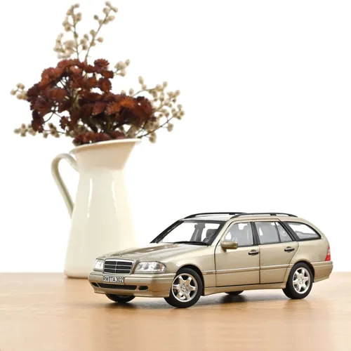 Mercedes-Benz C-Klasse T-Model 1997-2001 S 202 Rauchsilber 1:18 Norev
