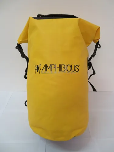 Amphibious Tube wasserdichte Tasche, gelb, 10 ltr. - Reisetaschen – Die Amphibious Tube Tasche schützt deine Ausrüstung zuverlässig vor Wasser und schwimmt bei versehentlichem Eintauchen. Ideal für Abenteuer und Outdoor-Aktivitäten!