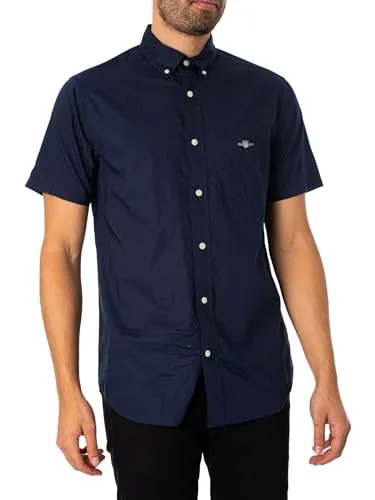 GANT Herren REG POPLIN SS Shirt - Klassisches Marine Hemd - Herrenhemden mit normaler Passform, Brusttasche und verstellbaren Manschetten für optimalen Tragekomfort.