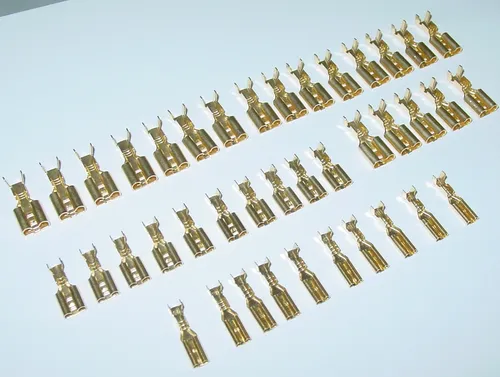 40x Flachsteckhülsen SET, Kabelschuhe, 6,3, 2,8, 4,8 x 0,5-2,5 mm², Messing AS32