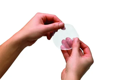 Mueller Sports Medicine Wundpflaster More Skin (25 St) - Pflaster für Hautschutz, fühlt sich an wie echte Haut und lindert Schmerzen bei Verbrennungen und Blasen.