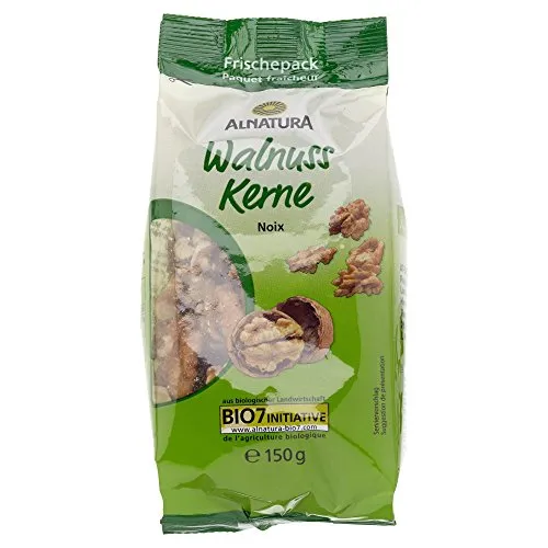Alnatura Bio Walnusskerne 150g - Bio Walnüsse, ideal für Müsli oder pur, reich an Eiweiß und mit süßlich-herbem Geschmack, perfekt zum Naschen oder Verfeinern von Desserts.