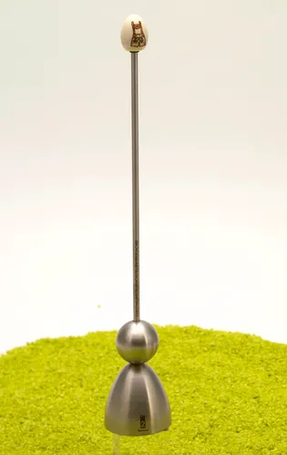 Take2 99062 Dahoam Edition Lederhose Eierschalensollbruchstellenverursacher - Eierschneider, traditionelles Design mit praktischem Nutzen - perfekt für ein heimatliches Frühstückserlebnis!