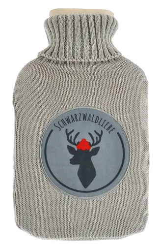 Wärmflasche Heimatliebe Schwarzwald Hirsch 1,5 L mit Strickbezug - Bettflasche