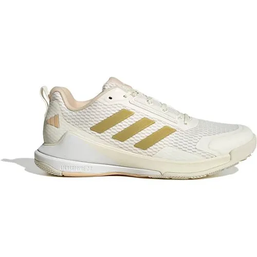 Adidas Novaflight 2 Damen - Komfortabler Laufschuh in Weiß - Laufschuhe für aktive Frauen, die Komfort und Stabilität suchen. Gepolsterte Mittelsohle für energieeffiziente Schritte und atmungsaktives Obermaterial für ein angenehmes Tragegefühl.