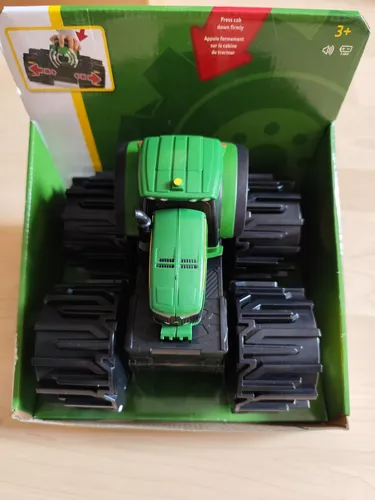 Traktor John Deere Tommy stabil