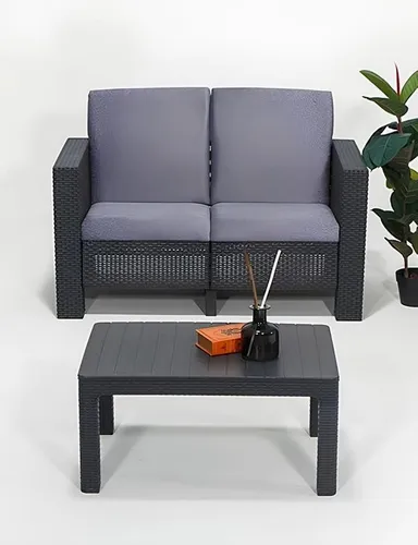 Modernes Graues Gartenset - Designer Gartenmöbel mit Edlem Couchtisch - Stylisches Gartenmöbel-Set für 2 Personen, ideal für Terrasse oder Balkon. Hochwertiges Polycarbonat, modern und langlebig. Maße Sofa: 129 x 73 x 85 cm, Couchtisch: 38 x 54 x 78 cm.