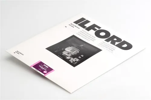 ILFORD MG V 1M 30.5x40.6cm von ILFORD