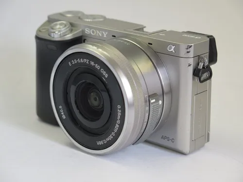 Sony Alpha 6000 Kit 16-50mm von Sony