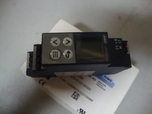 Jumo Digitaler Thermostat 00721265 von JUMO