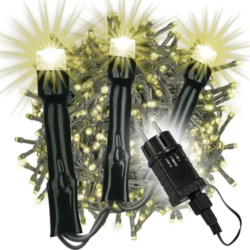 LED Cluster Lichterkette 750er warmweiß mit Timer - Lichterkette für Außenbereiche, 15m beleuchtet mit 750 LEDs, energiesparend und mit Timer für automatisches Ein- und Ausschalten.