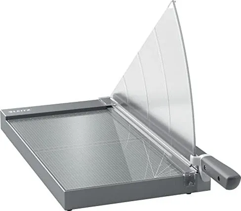 Leitz Hebelschneider Precision Office Pro A3, 25 Blatt Leistung - Papierschneidemaschinen für präzise Schnitte bis 25 Blatt, mit einzigartigem EdgeGlow-Lichtstrahl und ergonomischem Griff für mühelose Nutzung.