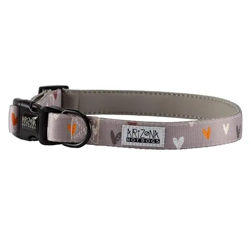 Arizona Hotdogs Hundehalsband Sweet Love Herzchenmuster Taupe | L - Weiteres Autozubehör mit perfektem Sitz und bequemem Neopren-Innenfutter. Stufenlos verstellbar für verschiedene Hunderassen, ideal für Ausflüge mit Ihrem Vierbeiner.