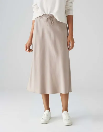 OPUS Satinrock RAWI A-Linie – Glänzender Viskose Mix in Beige - Casual Midi-Rock aus 83% Viskose für einen fließenden Fall, ideal für lässige Looks. Pflegeleicht und stylisch – perfekt für jeden Anlass!