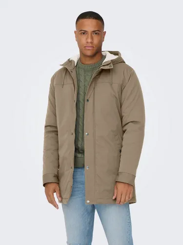 ONLY & SONS ONSALEXANDER LIFE PARKA OTW VD - Klassischer Parka für kalte Tage: Der ONSALEXANDER LIFE PARKA von ONLY & SONS bietet eine bequeme Passform und praktische Details wie eine verstellbare Kapuze und Eingrifftaschen. Ideal für stilvolle Freizeitlooks.