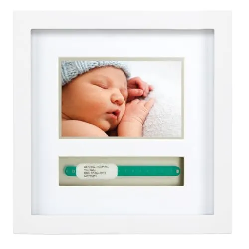 Pearhead P63012 I.D. Bracelet Frame Deluxe - Bilderrahmen für Baby- & Kleinkinderzimmer, stilvoller Shadowbox-Rahmen zur Aufbewahrung des Geburtsarmbands und des ersten Fotos Ihres Babys, ideal als Geschenk für neue Eltern.