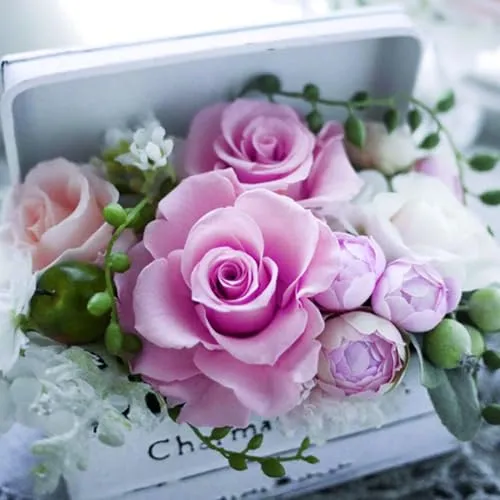 Servietten Blumen, Garten & Natur Rosen in kleiner Truhe als Tischdeko. Papierservietten mit Motiv. Auch für Decoupage und Serviettentechnik 33x33cm 20