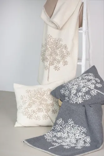 David Fussenegger Jade Dolde 3817 - GOTS Zertifiziertes Baumwollplaid - Bettdecken: Exklusives Plaid aus 100% Biobaumwolle, GOTS-zertifiziert, für ein gutes Gewissen und höchsten Komfort.