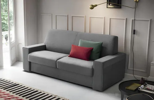 Grau Zweisitzer Textilsofa - Modernes Design für Ihr Wohnzimmer - Elegantes Zweisitzer-Sofa in Grau, ideal für gemütliche Abende. Mit einer stabilen Holzstruktur und bequemer Polsterung bietet es optimalen Sitzkomfort und passt perfekt in jedes Wohnzimmer.