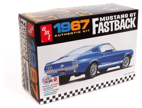 AMT, Round 2, Modellbausatz im Maßstab 1:25, 1967 Ford Mustang GT Fastback, chromfarben (AMT1241)