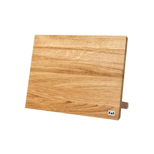 KAI Magnetischer Messerblock aus Eiche - Platz für 6-8 Messer - Küchenmesser, eleganter Messerblock aus nachhaltiger Eiche mit antibakteriellem Effekt und sicherer magnetischer Aufbewahrung für Ihre edelsten Küchenwerkzeuge.