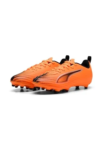 PUMA Unisex Kinder Ultra 6 Play FG/AG Jr Fußballschuh - Fußballschuhe für Jungen, mit herausragendem Grip und optimaler Stabilität für rasante Spiele auf Kunstrasen und Rasen.