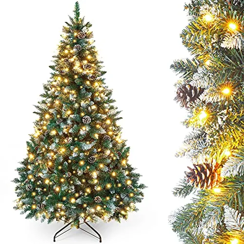 Yorbay Künstlicher Weihnachtsbaum 180CM mit LED Beleuchtung und Schneeflocken - Nussknacker: 180 cm hoher künstlicher Weihnachtsbaum mit 340 warmweißen LEDs, echten Tannenzapfen und stabiler Klappkonstruktion für eine beeindruckende festliche Atmosphäre.