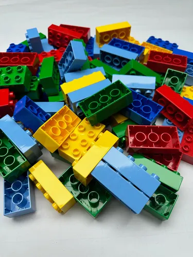 LEGO® DUPLO® 2x4 Steine - 25 Bunte Bausteine für Kreativität - 25 Stück LEGO DUPLO® 2x4 Steine in verschiedenen Farben, ideal als Einsteiger- und Ergänzungsset. Fördert Geschicklichkeit und kreatives Spielen!