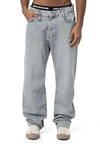 Red Bridge Herren Baggy Jeanshose - Jeans für Herren, aus 100% Baumwolle, bietet lässigen Komfort und ein klassisches 5-Pocket-Design mit Vintage-Charme für jeden Anlass.