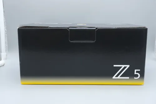 Nikon Z5II Kit Z 24-50 mm - Vollformatkamera mit 24.5MP - Spiegelreflex- & Systemkameras mit 5-Achsen Bildstabilisator, intelligenter Autofokus und neigbarem Touchscreen für kinoreife Aufnahmen.