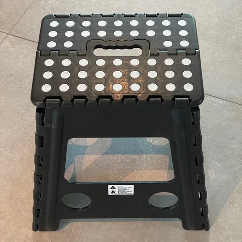 Tritthocker Schwarz von Benson Tools