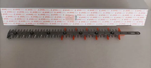 STIHL SATZ SCHNEIDEINRICHTUNG 620 MM - Heckenscheren Zubehör, ideal für präzises Schneiden mit einer Länge von 620 mm, kompatibel mit verschiedenen STIHL Heckenscheren.
