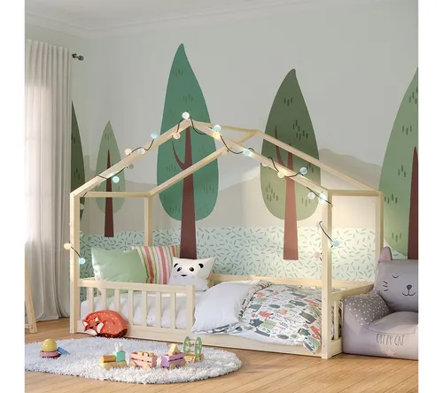 Bellabino Bia Kinderbett 90x200 cm – Hausbett mit Rausfallschutz - Montessori Bodenbett aus massivem Kiefernholz, fördert Selbstständigkeit durch sicheren Ein- und Ausstieg. Ideal für Kinder ab 3 Jahren, mit stabilen Rausfallschutz für ruhige Nächte.