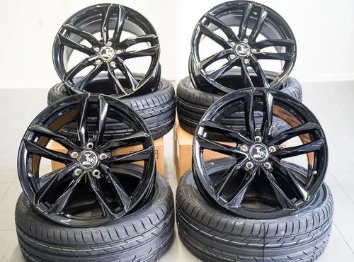 Ultra Wheels UA6 Pro black 8x18