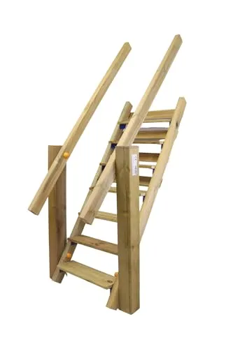 Kieferne Treppe mit Handlauf für Spieltürme von Gartenwelt Riegelsberger