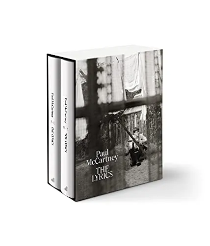 The Lyrics: 1956 to the Present - Biografien von Popmusikern, umfassende Sammlung von Songtexten aus über sechs Jahrzehnten, ideal für Musikliebhaber und Historiker.