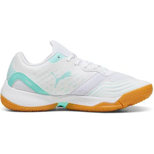 Puma Solarflash III W+ Hallensportschuhe Unisex - Fußballschuhe mit hervorragender Dämpfung und Stabilität. Ideal für Indoor-Sport, bieten sie atmungsaktiven Komfort und Unterstützung, um dein Training auf das nächste Level zu bringen.