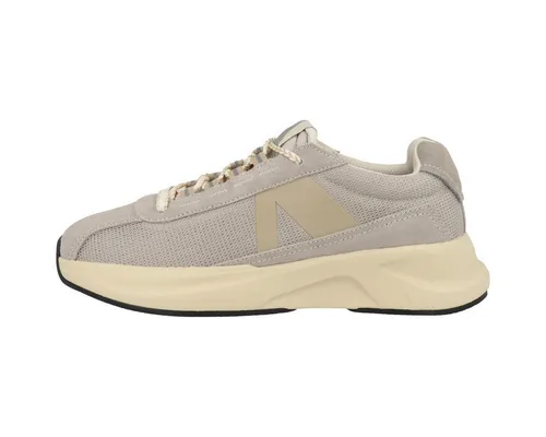 ARKK Copenhagen Unisex Sneaker Low City-Free Beige 45 - Leichte Sneaker aus Veloursleder und Mesh mit atmungsaktiven Eigenschaften. Gepolsterte, auswechselbare Innensohle und gummierte Außensohle sorgen für hohen Tragekomfort und sicheren Halt.