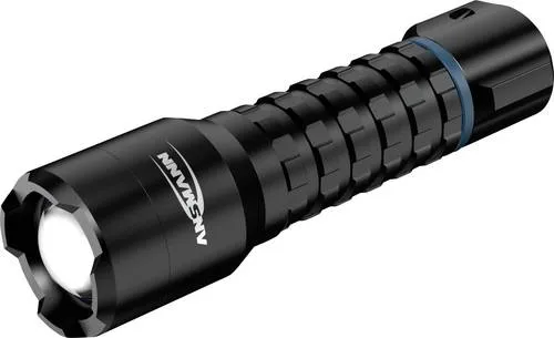 Ansmann Survival TS1000RF Taschenlampe – Aufladbar & LED - Hochleistungs-Taschenlampe mit 1.020 Lumen, einstellbarem Fokus und spritzwassergeschütztem Gehäuse. Ideal für Outdoor-Aktivitäten mit bis zu 20 Stunden Leuchtdauer und praktischem USB-C Ladeanschluss.