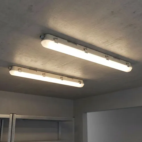 Feuchtraumleuchte Wannenlampe 120 cm LED 4000K - Moderne Wannenleuchte für Innen- und Außenbereich, spritzwassergeschützt (IP65), ideal für Garagen und Keller, mit bis zu 10 Leuchten in Reihenschaltung. Helle 4320 Lumen bei neutralem Licht.