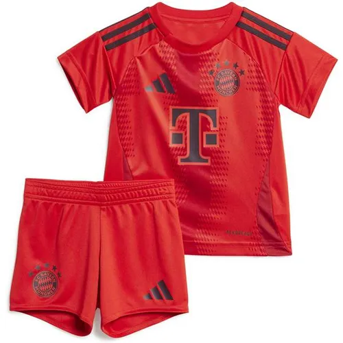 adidas FC Bayern München 24-25 Heim Teamtrikot Kinder - Rot, Größe 74 - Kleinkinder Fußballtrikot-Set aus AERO.RDY-Material; feuchtigkeitsableitend, schnelltrocknend und atmungsaktiv für optimalen Tragekomfort beim Spiel.