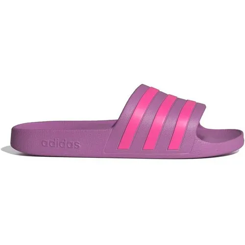 adidas Sportswear AQUA ADILETTE Badesandale lila 37 1/3 EU - Badeschuhe in Preloved Purple für sportliche Aktivitäten, ideal für Schwimmen, fallen klein aus – bitte zwei Größen größer bestellen!